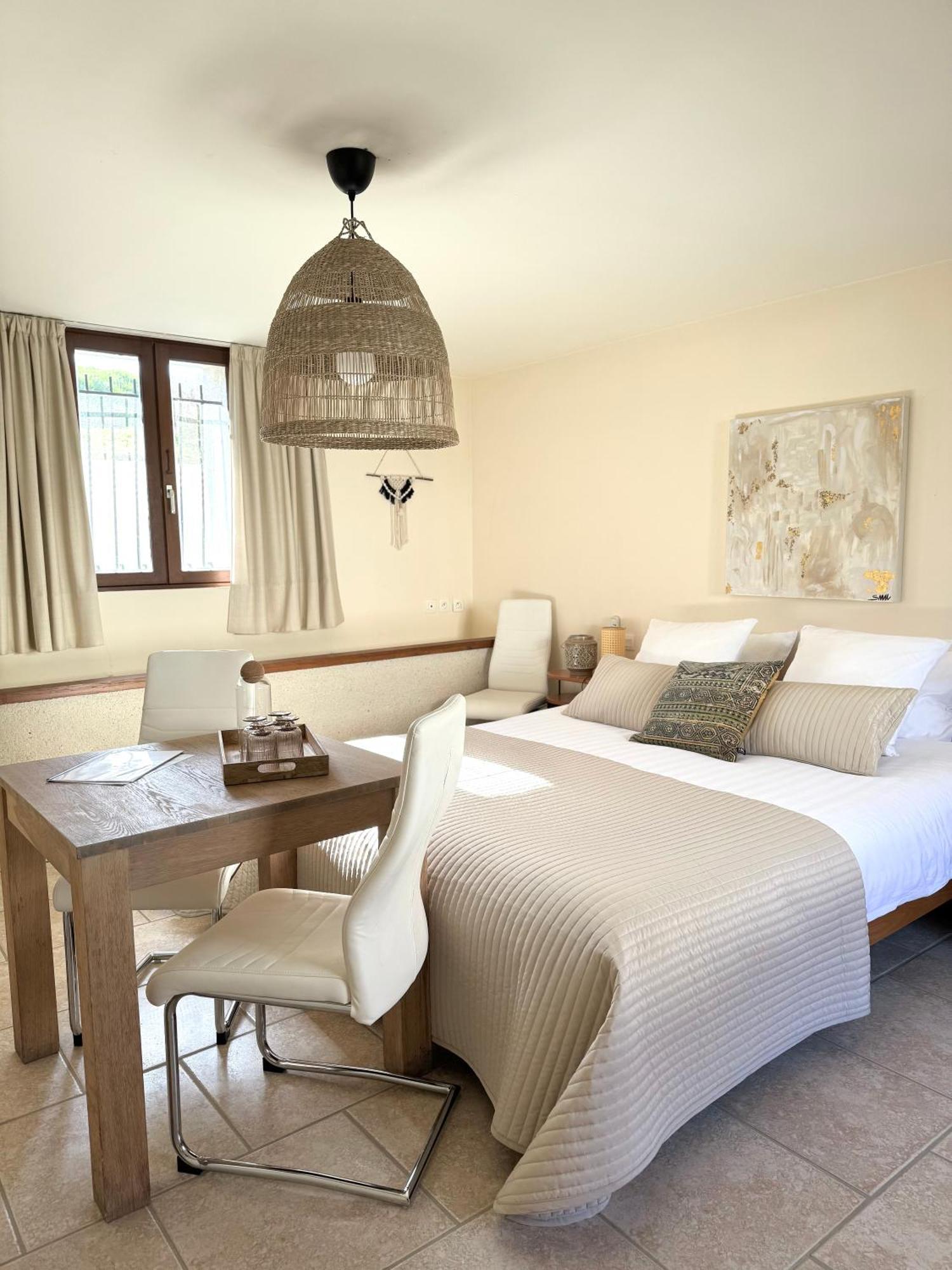 Le Moulin D Olivet Bed & Breakfast Orbigny Ngoại thất bức ảnh